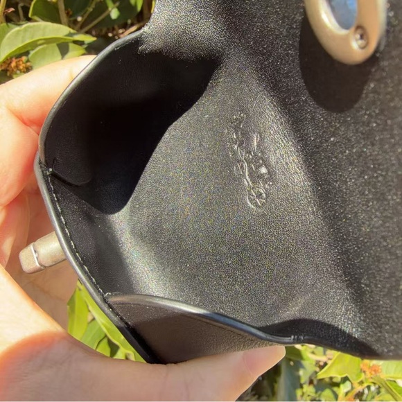 Coach Turnlock Card Case with Tea Rose Studs Black Leather 20950G - Picture 11 of 11